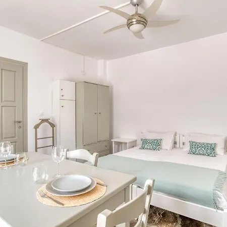 Apartment No 5 Ilios Naousa (Paros)
